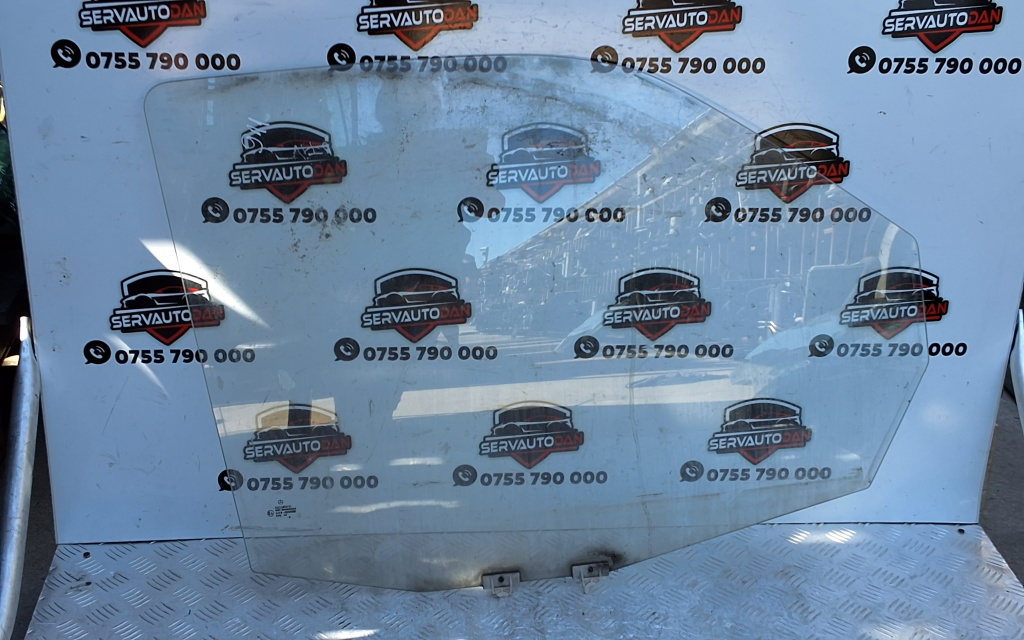 Geam usa fata dreapta Mercedes-Benz Vito (2003-2009) [W639] 2.2 Motorina 2009, -