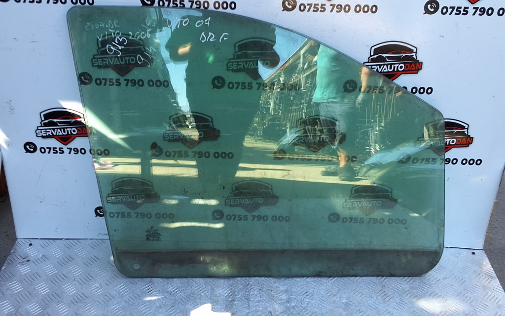 Geam usa fata dreapta Mercedes-Benz Vito (2003-2009) [W639] 2.2 Motorina 2007, N11/183
