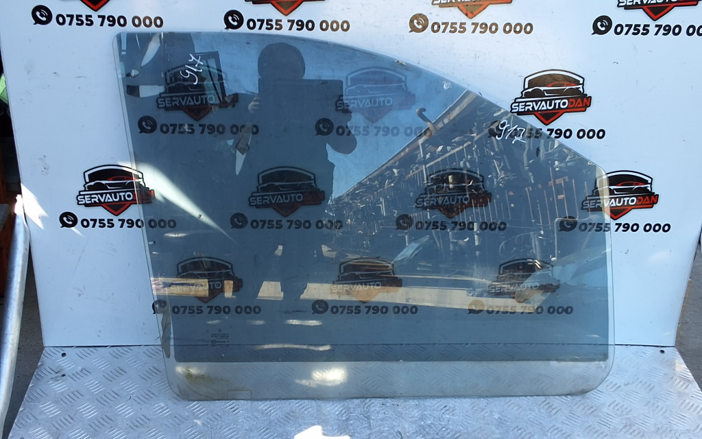 Geam usa fata dreapta Mercedes-Benz Vito (2003-2009) [W639] 2.0 Motorina 2007, -