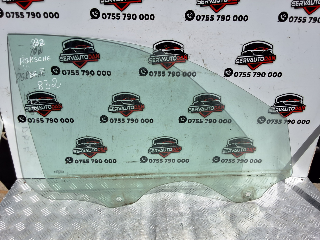 Geam usa fata dreapta Porsche Cayenne (2002-2009) [7L] 3.0 Motorina 2004, -