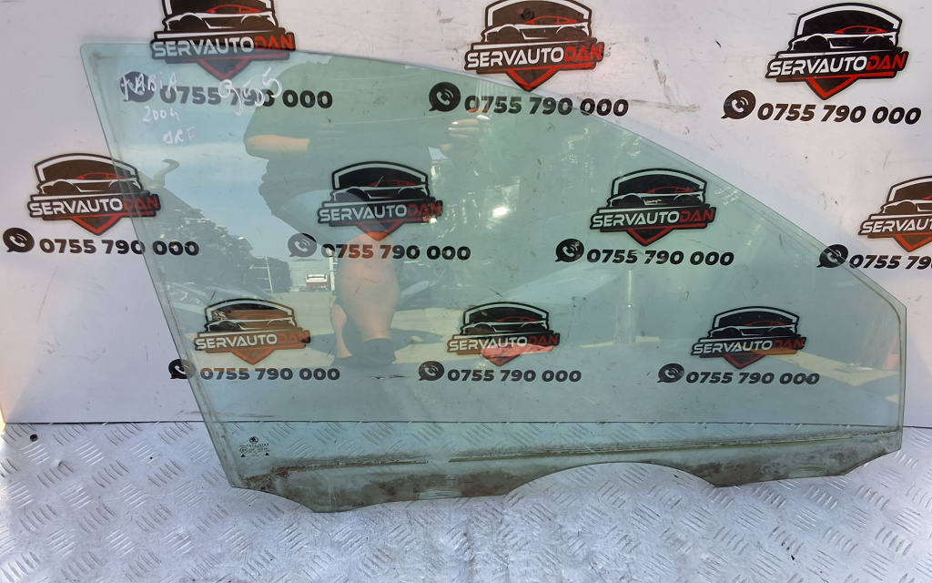 Geam usa fata dreapta Skoda Fabia (1999-2008) 1.9 Motorina 2004, -