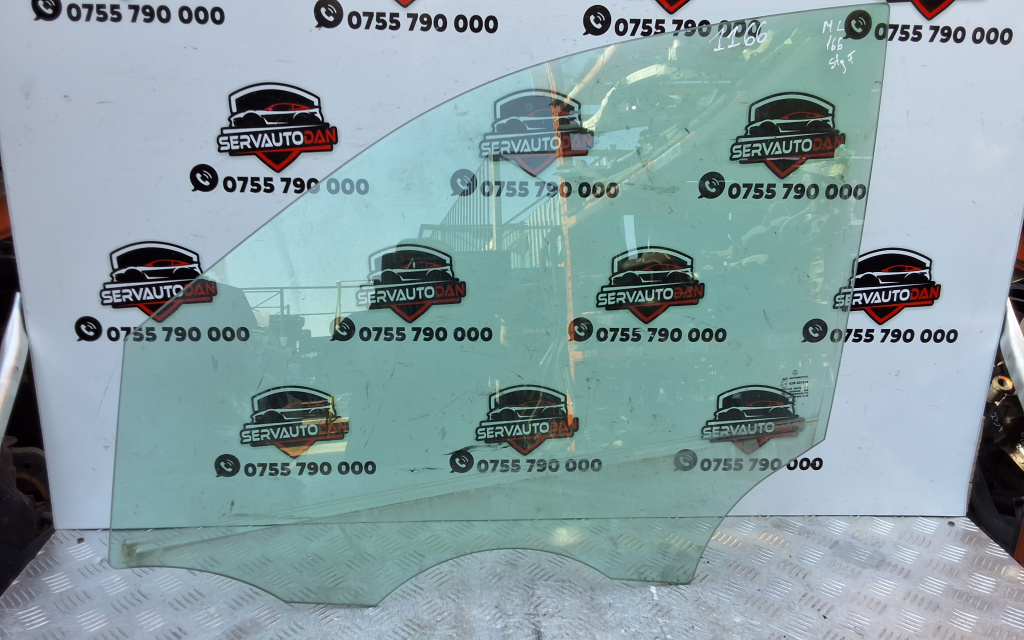 Geam usa fata stanga Mercedes-Benz ML (2011->) [w166] 3.0 Motorina 2014, -
