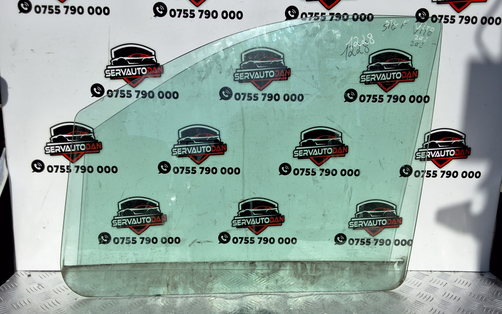 Geam usa fata stanga Mercedes-Benz Vito (2009->) [w639] 2.2 Motorina 2012, -