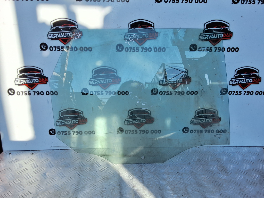 Geam usa spate dreapta Ford Focus (1998-2004) [DAW, DBW] 1.6 Motorina 2002, -
