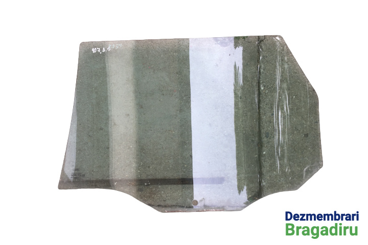 Geam usa spate dreapta Ford Focus [1998 - 2004] wagon 5-usi 1.8 Tddi MT (90 hp) (DAW DBW) C9DA