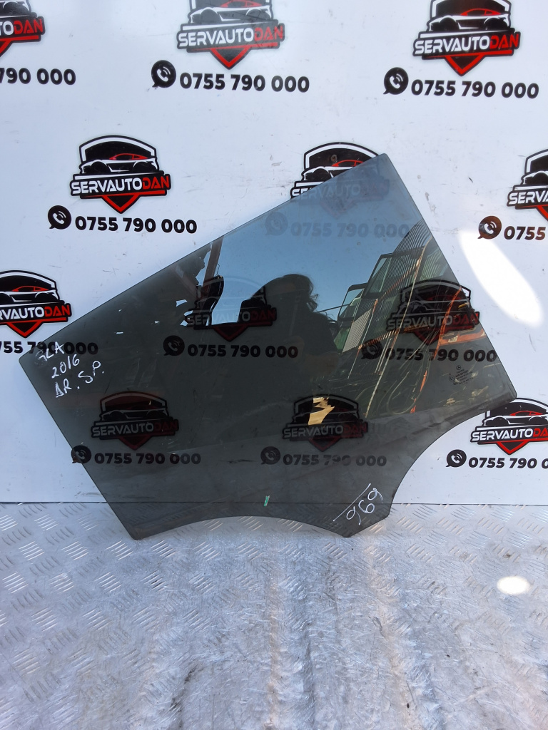 Geam usa spate dreapta Mercedes-Benz GLA-Class (2013->) [X156] 2.2 Motorina 2016, -