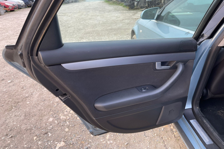 Geam usa spate stanga Audi A4 B7 [2004 - 2008] Sedan 4-usi 2.0 TDI MT (140 hp)