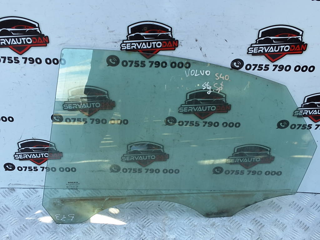 Geam usa spate stanga Volvo S40 2 (2004->) 2.0 Motorina 2004, -