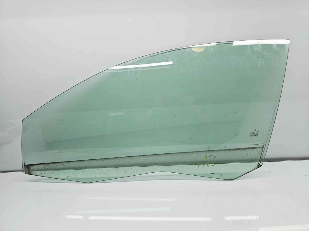 Geam usa stanga fata Mercedes Clasa C Coupe (C204) Facelift AMG [Fabr 2011-2015] OEM
