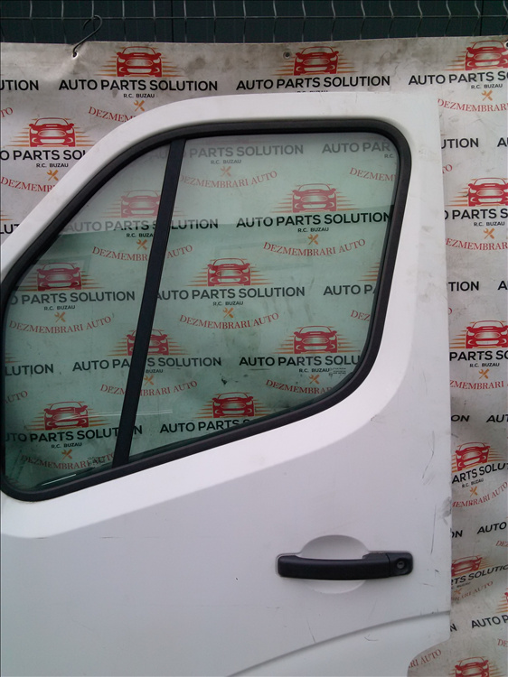 Geam usa stanga fata RENAULT MASTER an fabr. 2013