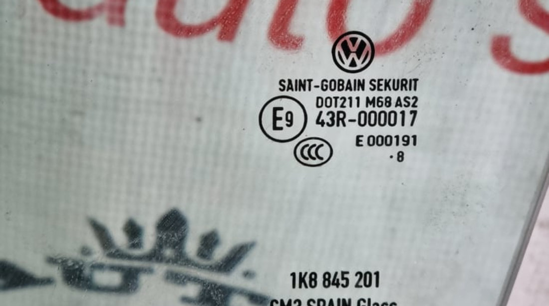 Geam usa stanga fata VW Scirocco III cod piesa : 1K8845201