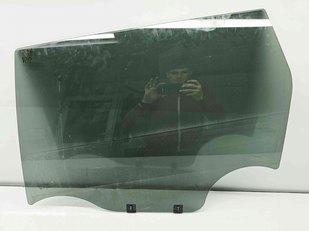 Geam usa stanga spate Dacia Jogger facel
