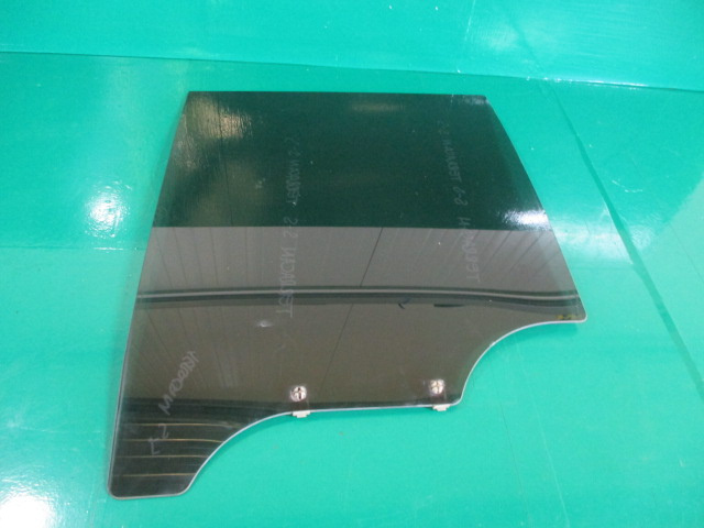 GEAM USA STANGA SPATE HYUNDAI TERRACAN FAB. 2001 – 2006 ⭐⭐⭐⭐⭐