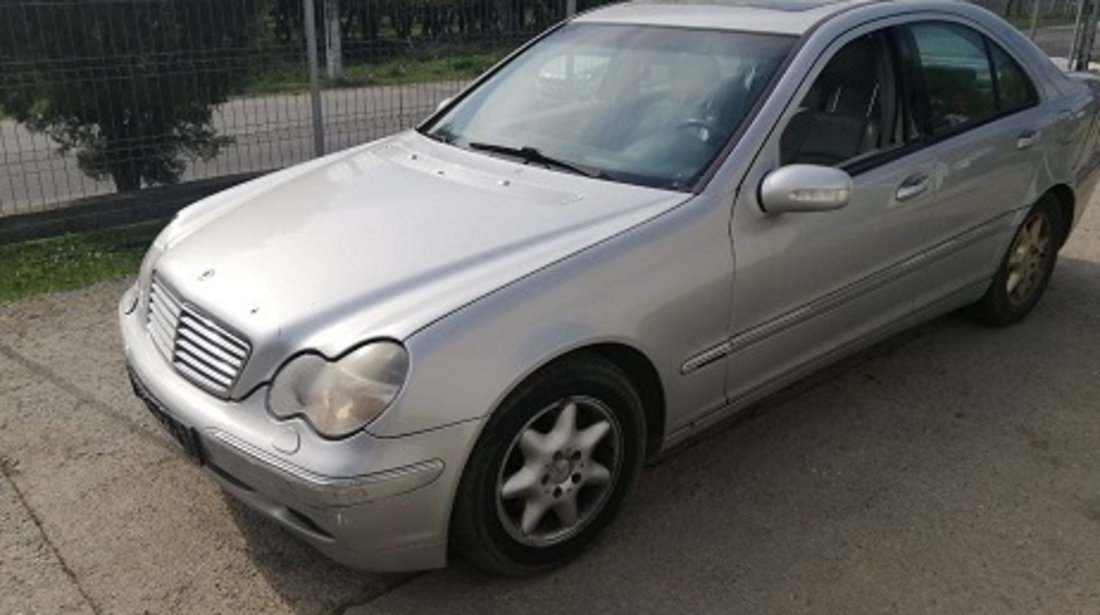 GEAM USA STANGA SPATE MERCEDES BENZ C-CLASS W203 FAB. 2000 – 2007 ⭐⭐⭐⭐⭐