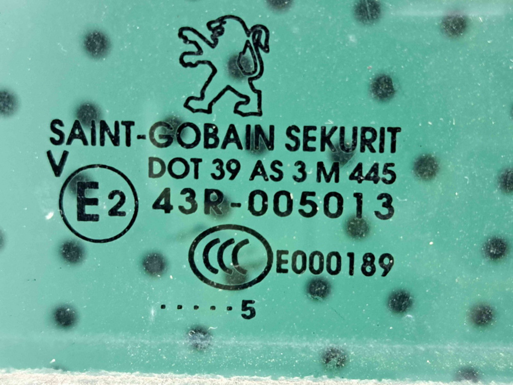 Geam usa stanga spate Peugeot 3008 [Fabr 2009-2016] OEM