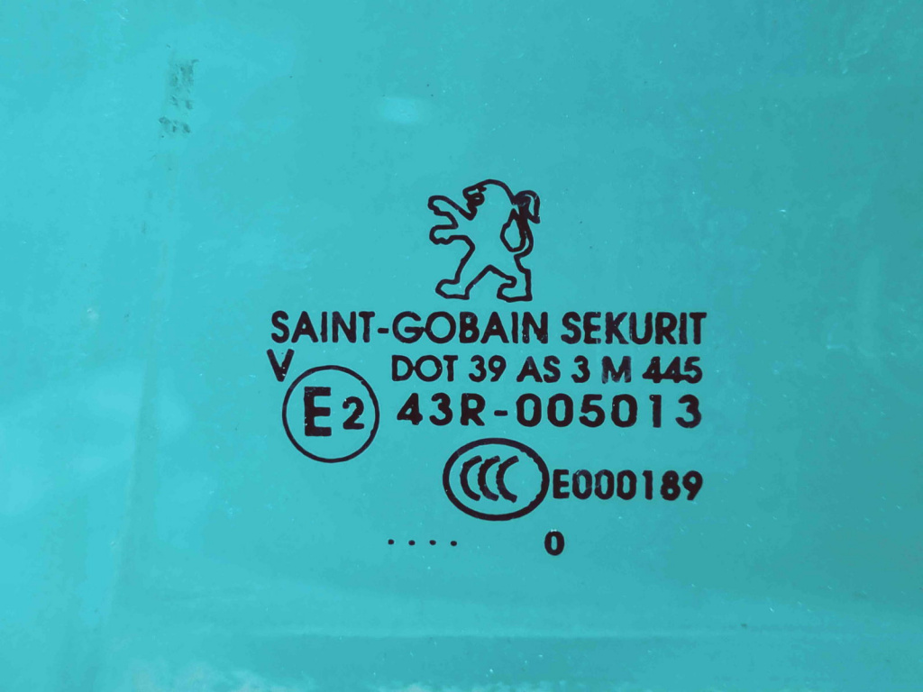 Geam usa stanga spate Peugeot 3008 [Fabr 2009-2016] OEM