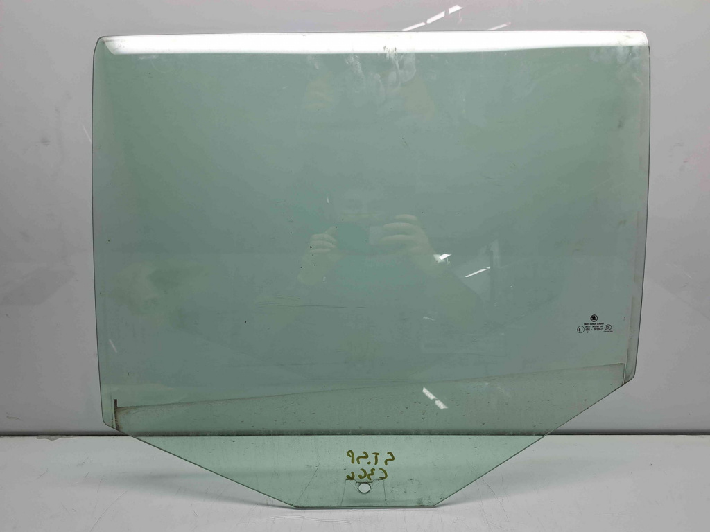 Geam usa stanga spate Skoda Fabia 2 (5J, 542) [Fabr 2007-2014] OEM