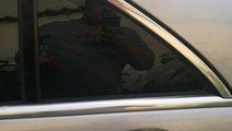 Geam usa stanga spate trunghi Mercedes S320 cdi w2...