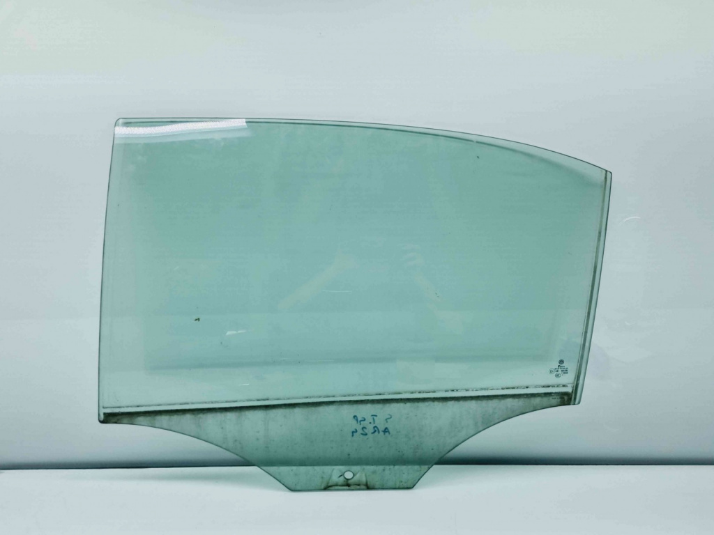 Geam usa stanga spate Volkswagen Jetta 4 (162,163) [Fabr 2010-2016] OEM