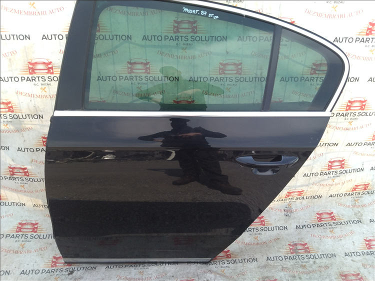 Geam usa stanga spate VOLKSWAGEN PASSAT B7