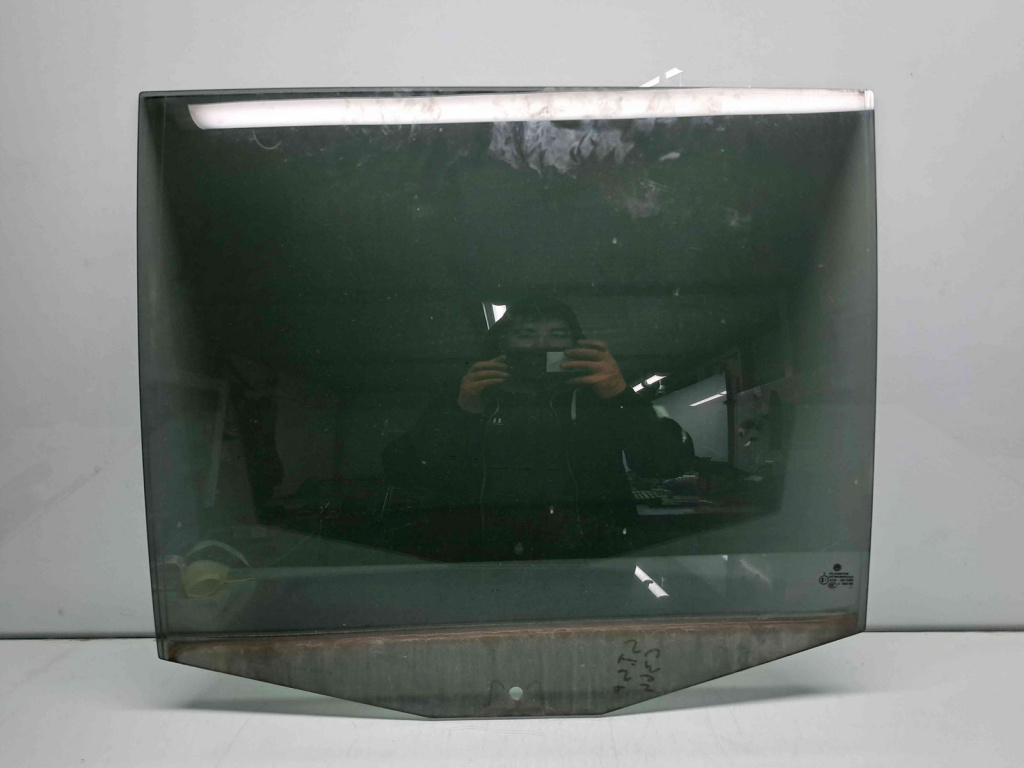 Geam usa stanga spate Volkswagen Touran II (1T3) [Fabr 2010-2015] OEM