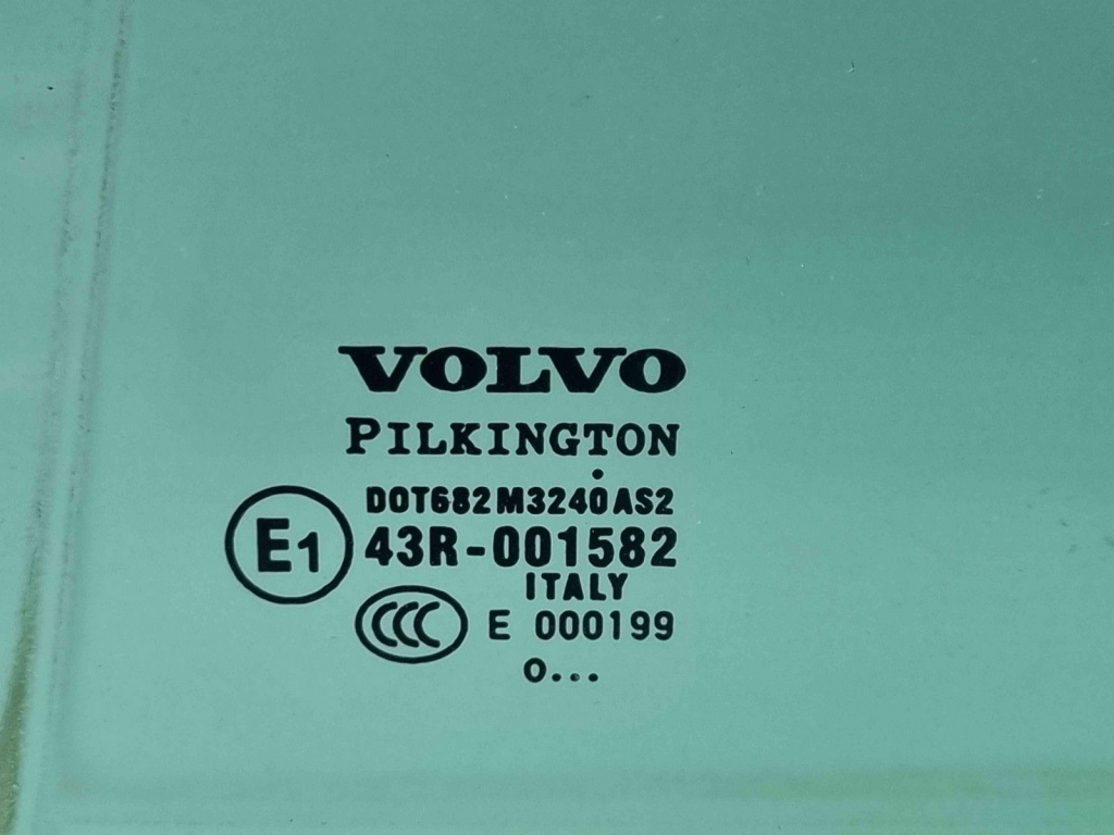 Geam usa stanga spate Volvo XC90 [Fabr 2002-2014] OEM