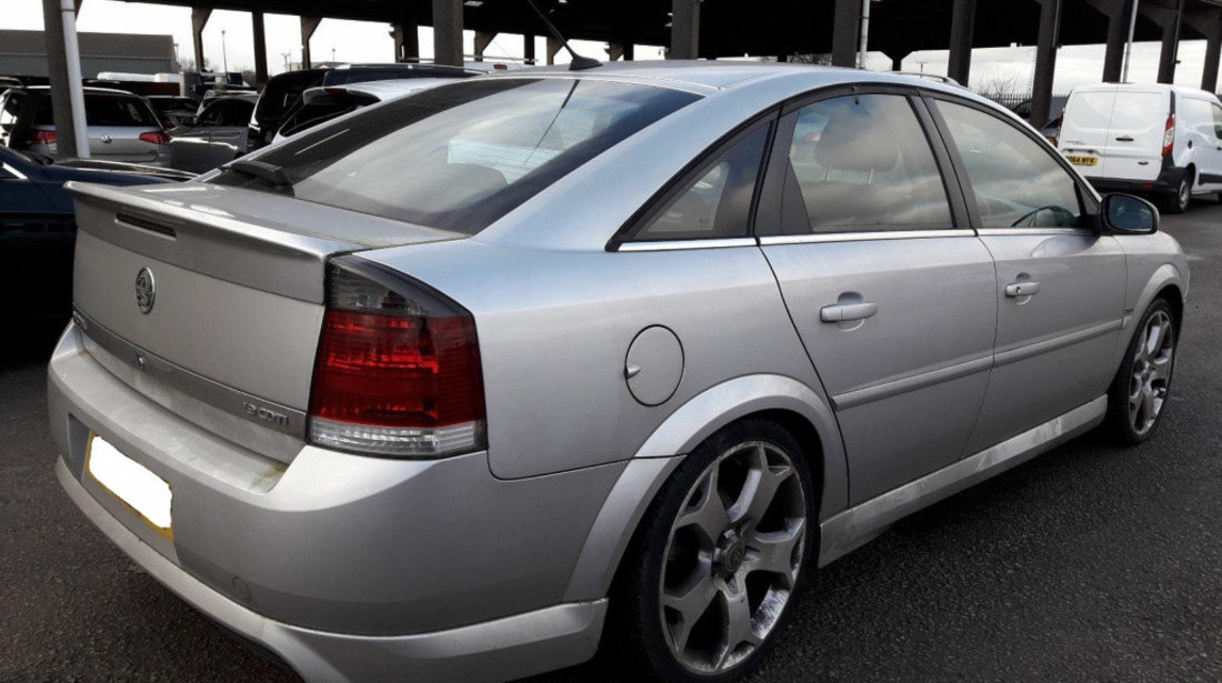 Geamuri laterale Opel Vectra C 2007 hatchback 1.9
