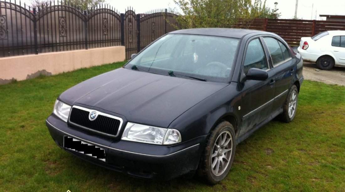 Geamuri luneta si parbriz skoda octavia 1 tour