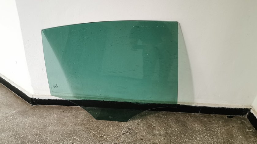 Geamuri Portiera Passat B6 VW Spate OEM Stanga Dreapta Portiere Inchise Privacy Glass