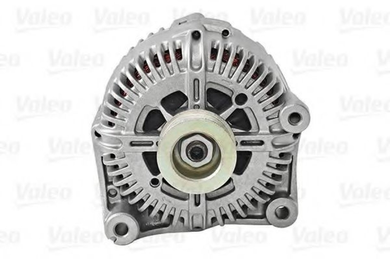 Generator / Alternator BMW Seria 6 (E63) (2004 - 2010) VALEO 437450 piesa NOUA