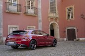 Genesis G70 Shooting Brake - Galerie foto
