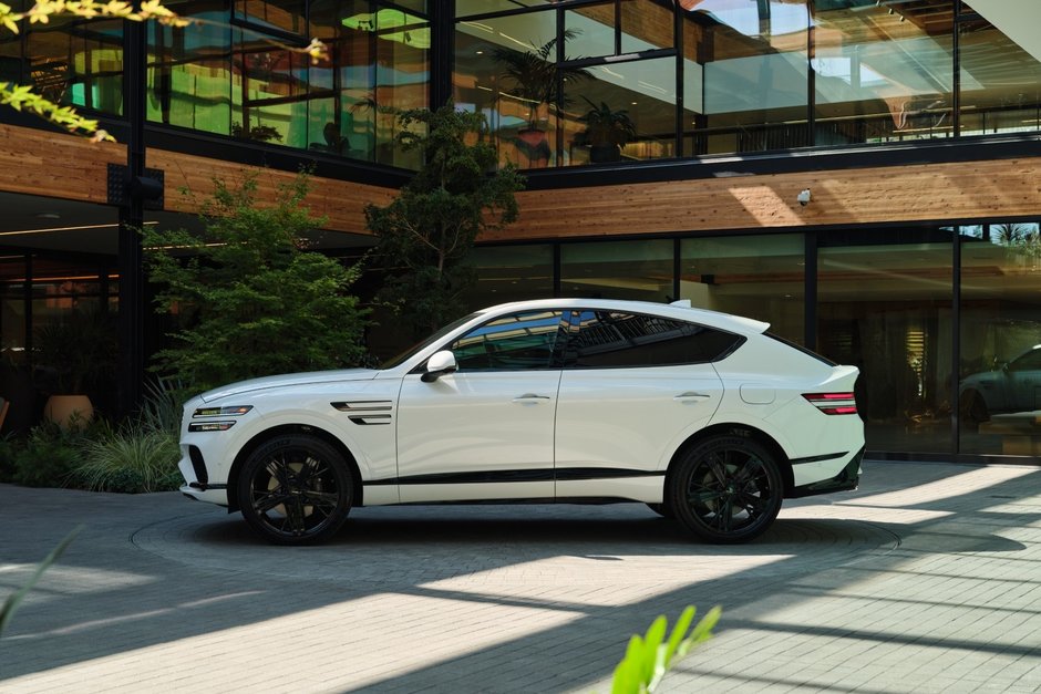 Genesis GV80 Coupe - Galerie foto