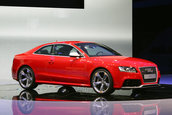Geneva 2010: Audi RS5 e sexy in rosu