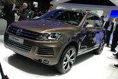 Geneva 2010: Noul VW Touareg este mai fluent, mai sportiv, mai usor