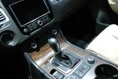 Geneva 2010: Noul VW Touareg este mai fluent, mai sportiv, mai usor
