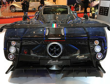 Geneva 2010: Pagani Zonda Tricolore - Veni, vidi, vici!