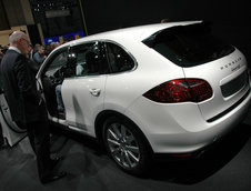 Geneva 2010: Porsche Cayenne a ajuns la a doua generatie