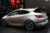 Geneva 2014: Opel Astra OPC Extreme