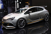 Geneva 2014: Opel Astra OPC Extreme