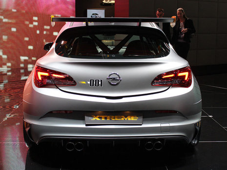 Geneva 2014: Opel Astra OPC Extreme