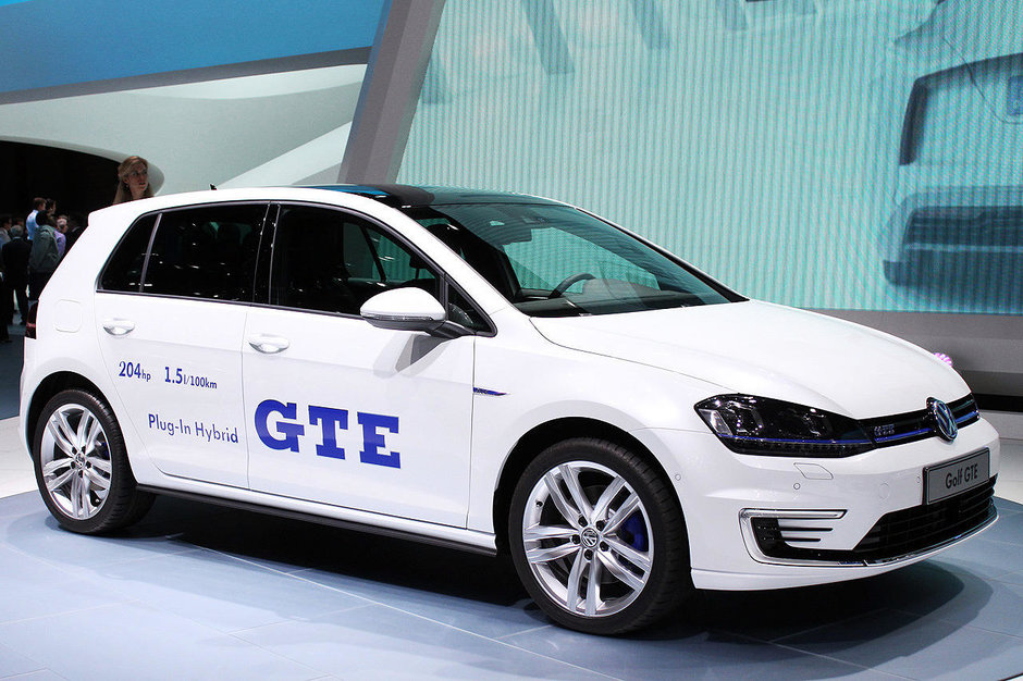 Geneva 2014: Volkswagen Golf GTE