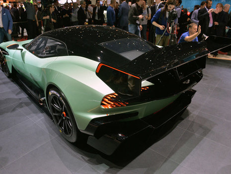 Geneva 2015: Aston Martin Vulcan