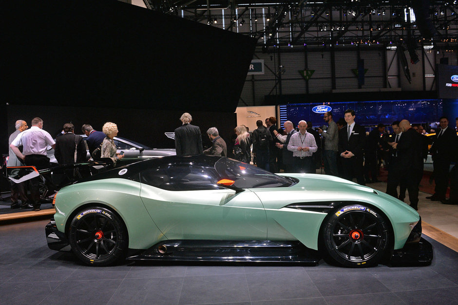 Geneva 2015: Aston Martin Vulcan