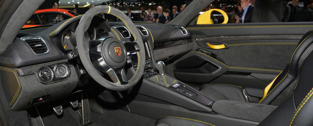 Geneva 2015: Porsche Cayman GT4 celebreaza placerea condusului