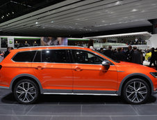 Geneva 2015: Volkswagen Passat Alltrack