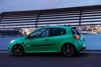 Geneva: Clio RenaultSport 200 in doua variante de echipare