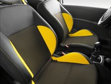Geneva: Clio RenaultSport 200 in doua variante de echipare