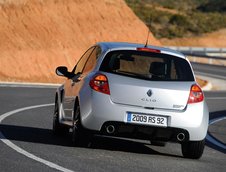 Geneva: Clio RenaultSport 200 in doua variante de echipare