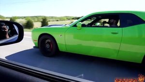 Ghici cine castiga: Intrecere intre noile Dodge Charger si Challenger Hellcat