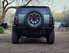 GMC Hummer EV SUV